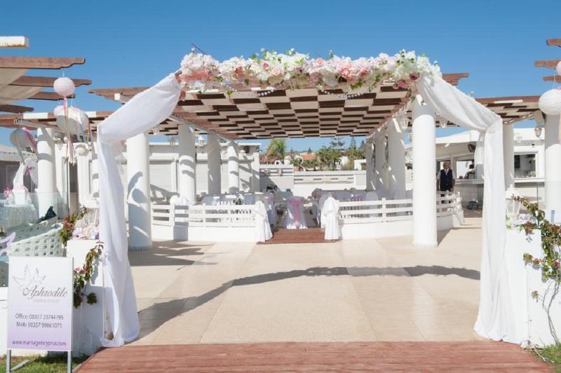 Piere Anne Beach Hotel Айя Напа Екстериор снимка
